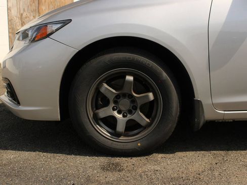 Used 2015 Honda Civic LX image 3