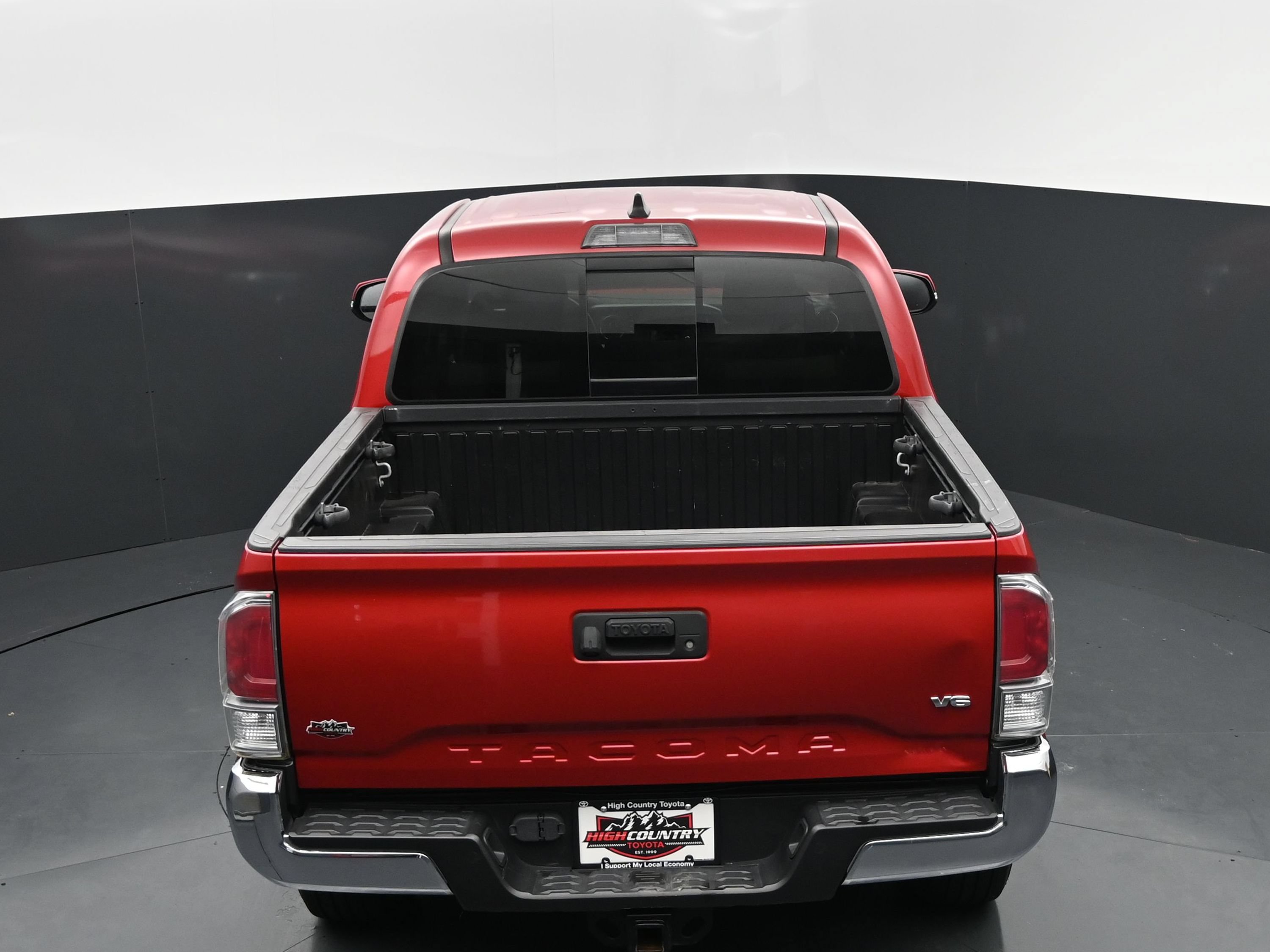 Used 2021 Toyota Tacoma TRD Off-Road RWD image 29