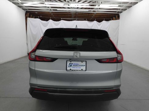 Used 2024 Honda CR-V LX image 6
