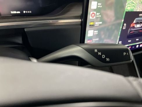 Used 2023 Tesla Model X AWD/4WD image 16