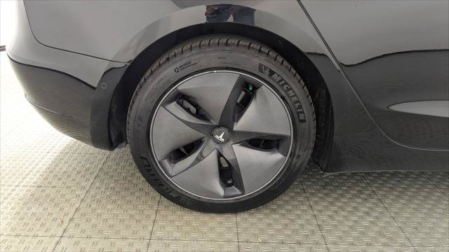 Used 2019 Tesla Model 3 Standard Range Plus RWD image 27