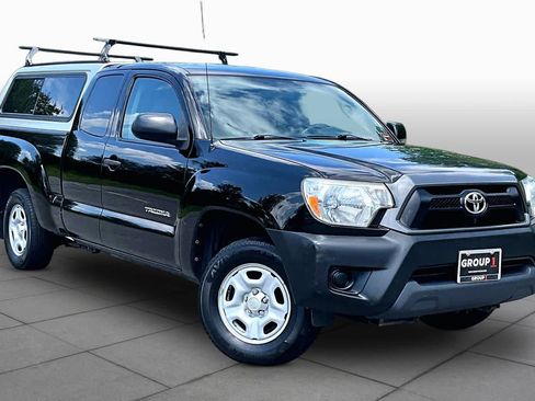 Used 2015 Toyota Tacoma 2WD Access Cab w/ Convenience Package image 3