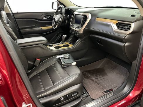 Certified 2018 GMC Acadia Denali w/ Technology Package AWD/4WD image 41