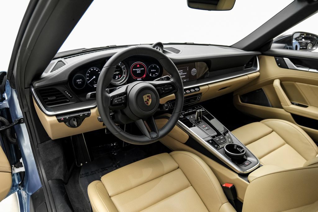 Used 2025 Porsche 911 Turbo S AWD/4WD image 9