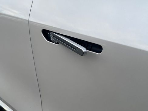 Used 2024 Cadillac Lyriq Luxury w/ Nappa Leather Package image 11