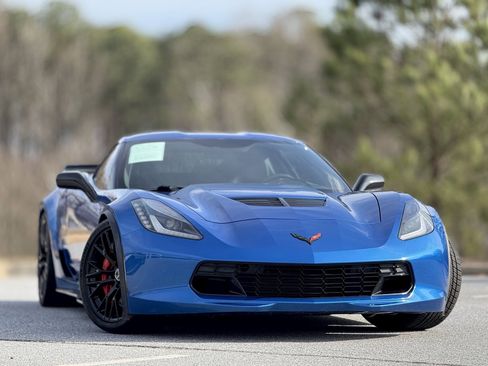 Used 2015 Chevrolet Corvette Z06 image 3