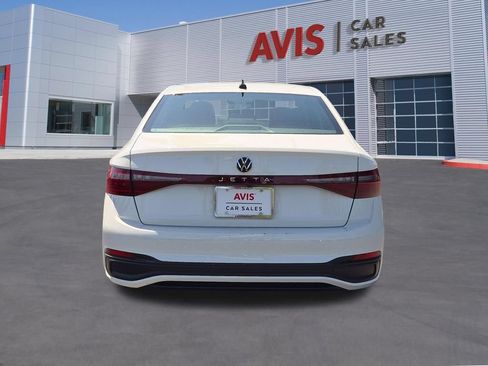 Used 2025 Volkswagen Jetta Sport FWD image 7