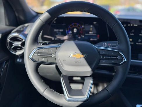 New 2026 Chevrolet Equinox LT w/ Safety and Technology Package AWD/4WD image 24