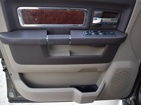 Used 2012 RAM 1500 Laramie image 12