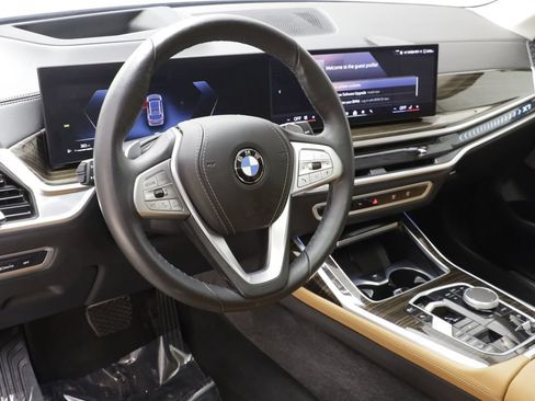 Used 2026 BMW X7 xDrive40i AWD/4WD image 7