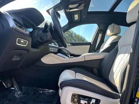Certified 2023 BMW X6 xDrive40i w/ M Sport Package image 15