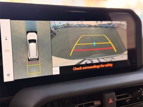 Used 2025 Toyota Land Cruiser Base image 14