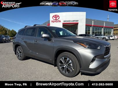 New 2025 Toyota Highlander XLE