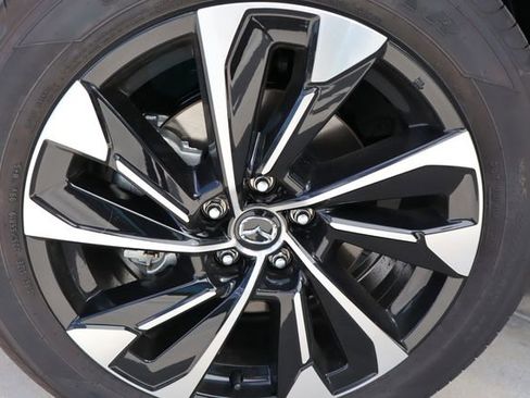 Used 2025 MAZDA CX-50 2.5 Hybrid w/ Weather Package image 13