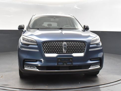 Used 2020 Lincoln Aviator Reserve w/ Class IV Trailer Tow Package image 10