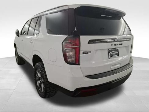 Used 2024 Chevrolet Tahoe Z71 w/ Luxury Package AWD/4WD image 5