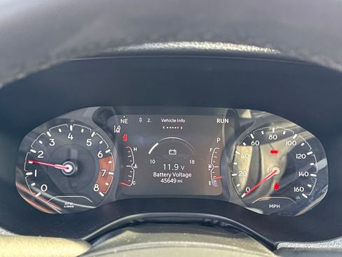 Used 2024 Jeep Compass Latitude image 17