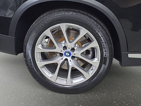 Used 2024 BMW X5 xDrive50e w/ Executive Package image 35