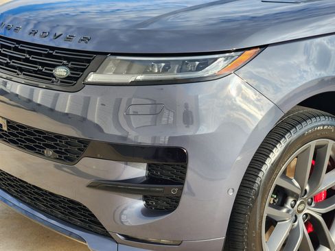 Certified 2024 Land Rover Range Rover Sport Dynamic SE AWD/4WD image 9