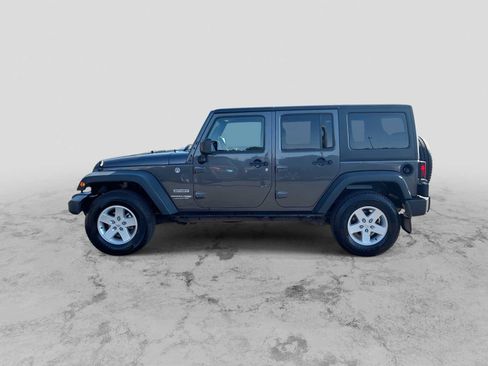 Used 2018 Jeep Wrangler Unlimited Sport S AWD/4WD image 5
