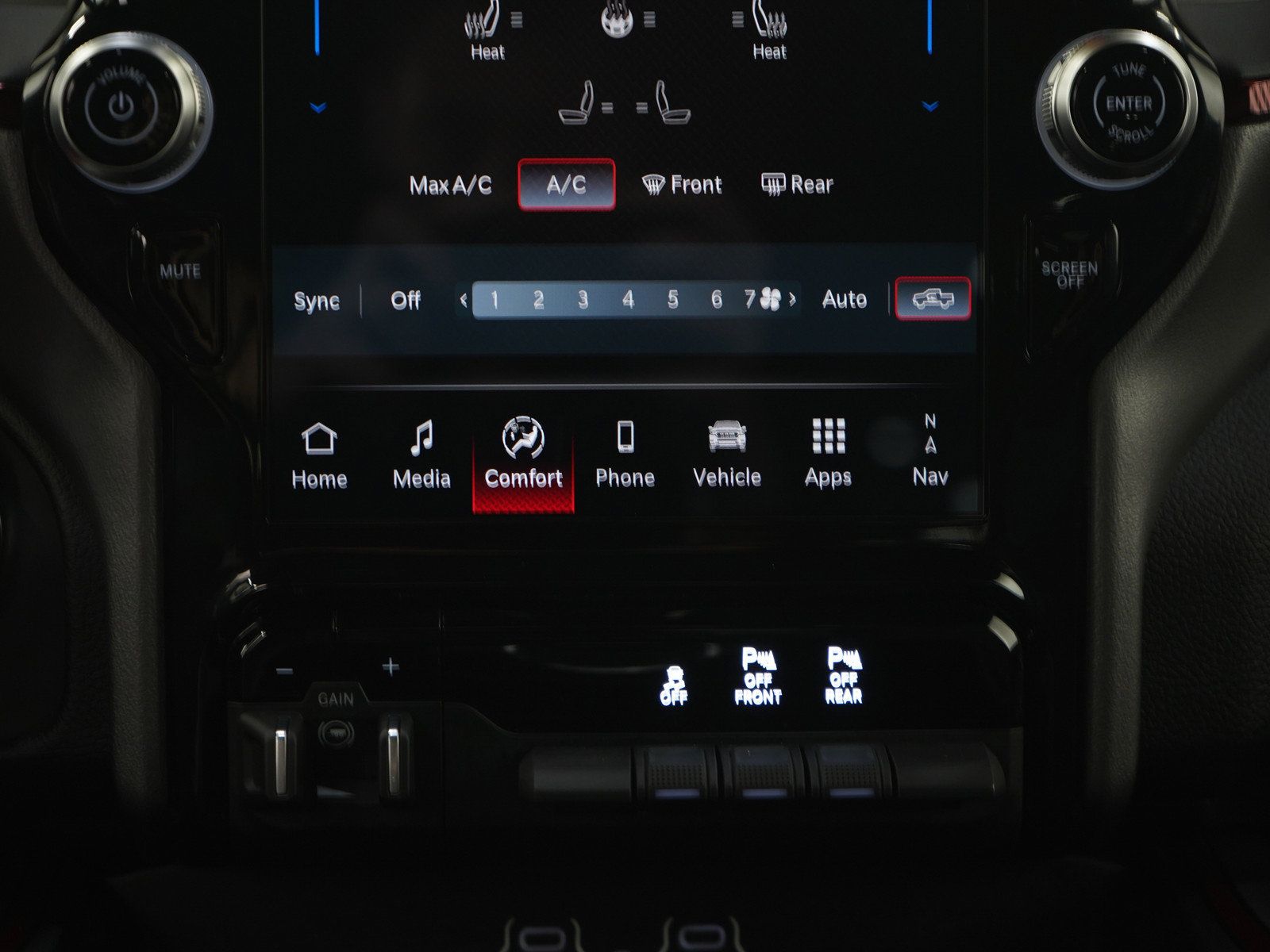 Used 2025 RAM 1500 Rebel w/ Rebel Level 1 Equipment Group AWD/4WD image 19