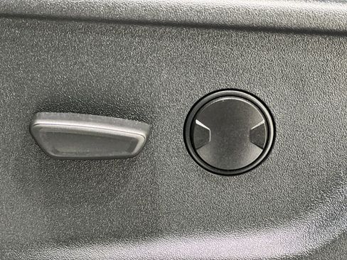 Used 2023 Ford F250 XLT image 12