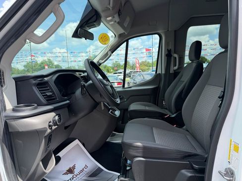 Used 2024 Ford Transit 350 XLT RWD image 15