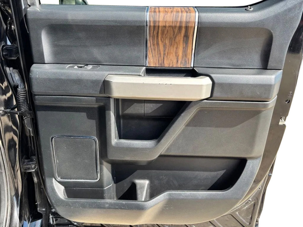 Used 2019 Ford F150 Lariat w/ Trailer Tow Package AWD/4WD image 29