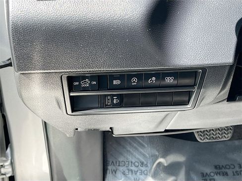 Used 2024 Toyota Tundra SR5 image 10