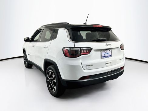 Used 2022 Jeep Compass Limited AWD/4WD image 7
