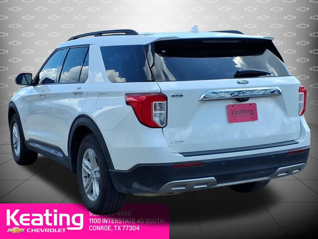 Used 2024 Ford Explorer XLT w/ Equipment Group 202A RWD image 2