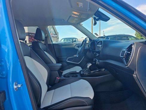 Used 2024 Kia Soul GT-Line FWD image 10
