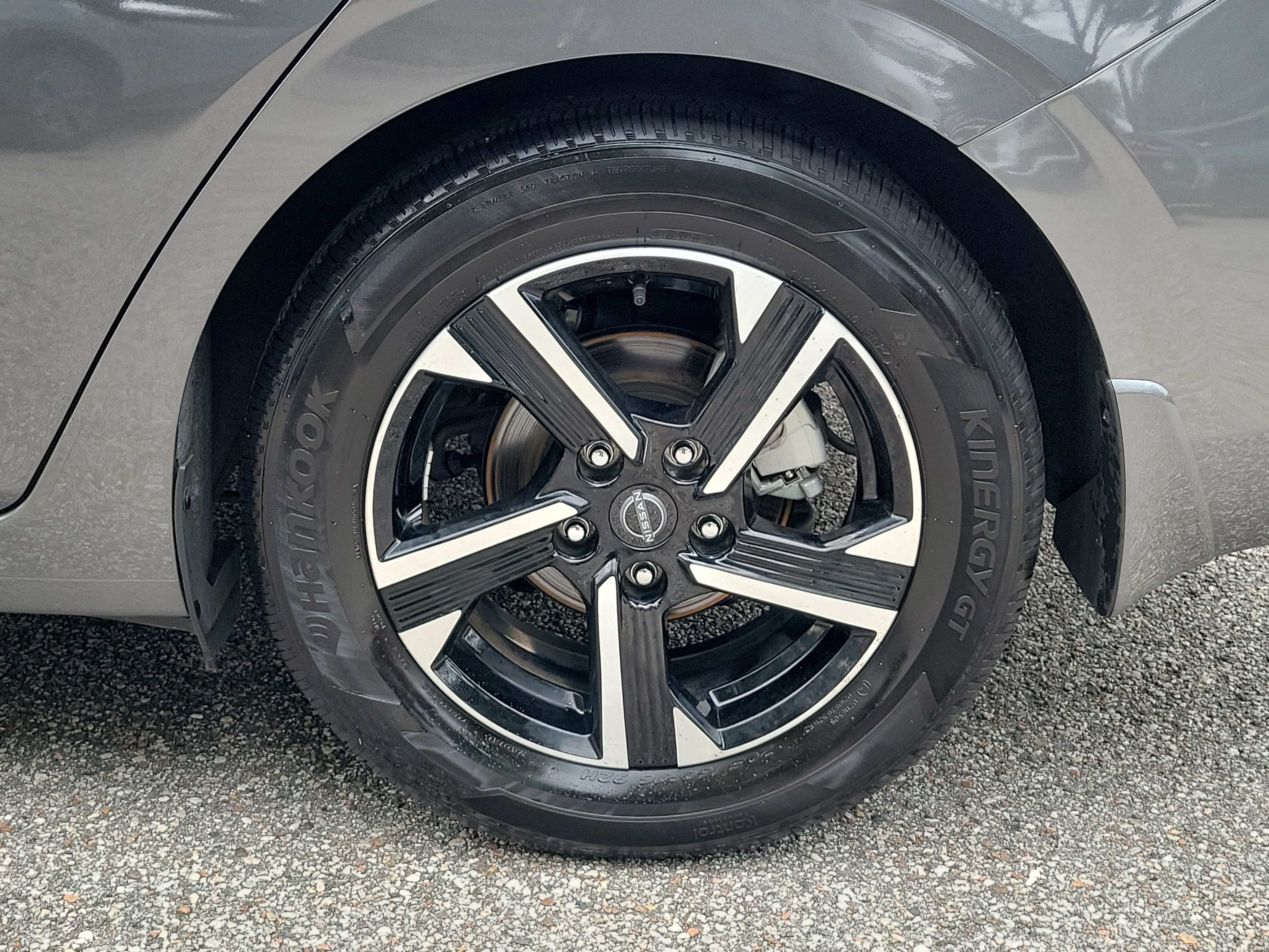 Certified 2025 Nissan Sentra SV FWD image 9