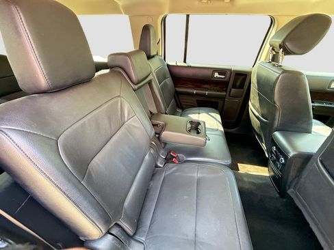 Used 2019 Ford Flex Limited FWD image 27