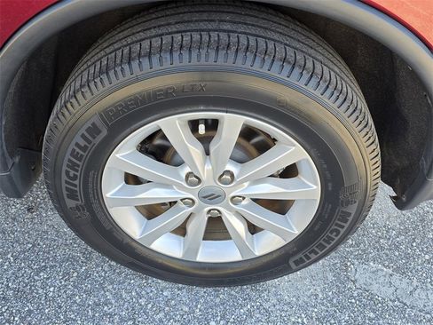 Used 2020 Dodge Durango SXT image 34