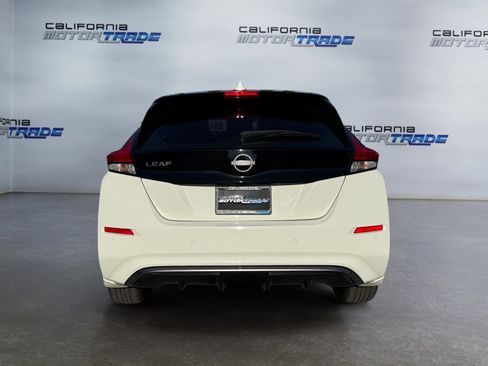 Used 2025 Nissan Leaf S image 6