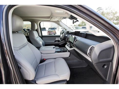 Certified 2025 Ford Expedition Max Active image 12