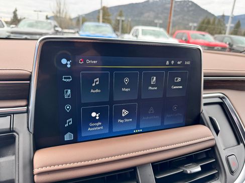 Used 2024 Chevrolet Tahoe High Country w/ Advanced Technology Package image 36