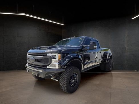Used 2020 Ford F350 Lariat w/ Lariat Ultimate Package AWD/4WD image 3