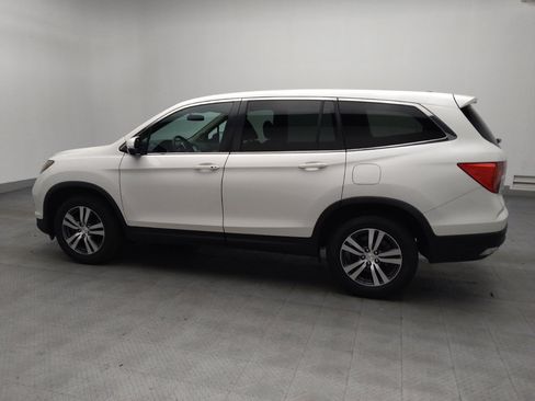 Used 2017 Honda Pilot EX image 3