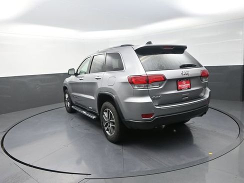 Used 2020 Jeep Grand Cherokee Limited w/ Luxury Group II AWD/4WD image 16