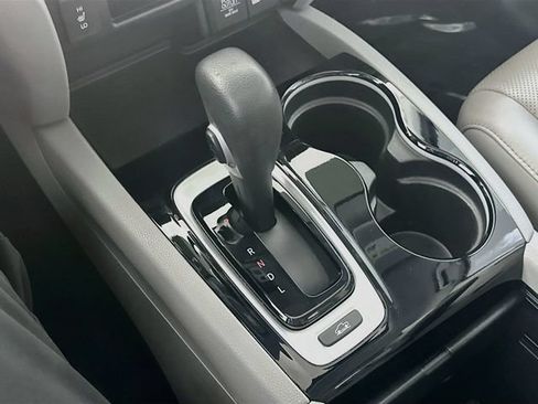 Used 2019 Honda Ridgeline RTL-E image 17