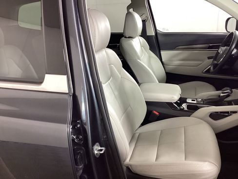 Used 2020 Kia Telluride EX w/ EX Premium Package AWD/4WD image 8