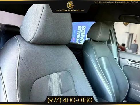 Used 2022 Honda Civic Sport image 23