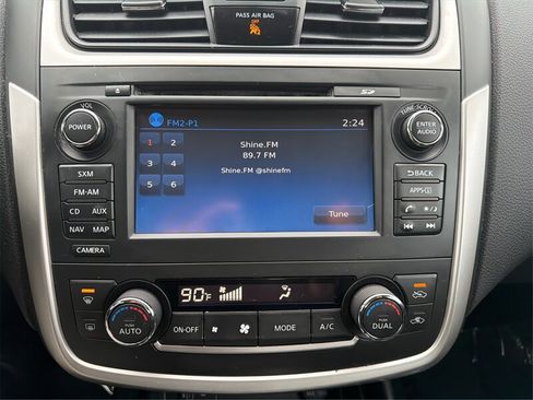 Used 2017 Nissan Altima 2.5 SV w/ Convenience Package image 13