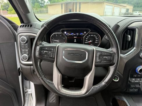 Used 2020 GMC Sierra 2500 Denali w/ Denali Ultimate Package AWD/4WD image 24