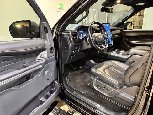 Used 2022 Ford Expedition Max Platinum image 20