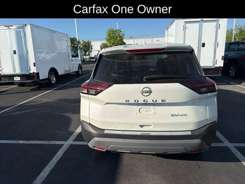 Used 2023 Nissan Rogue SV image 4