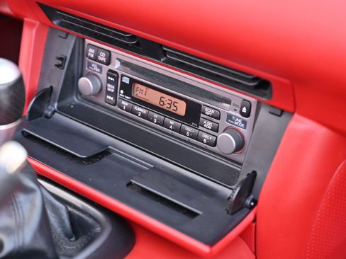 Used 2003 Honda S2000 image 24