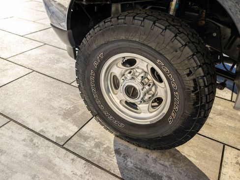 Used 2002 Ford F250 XL image 16